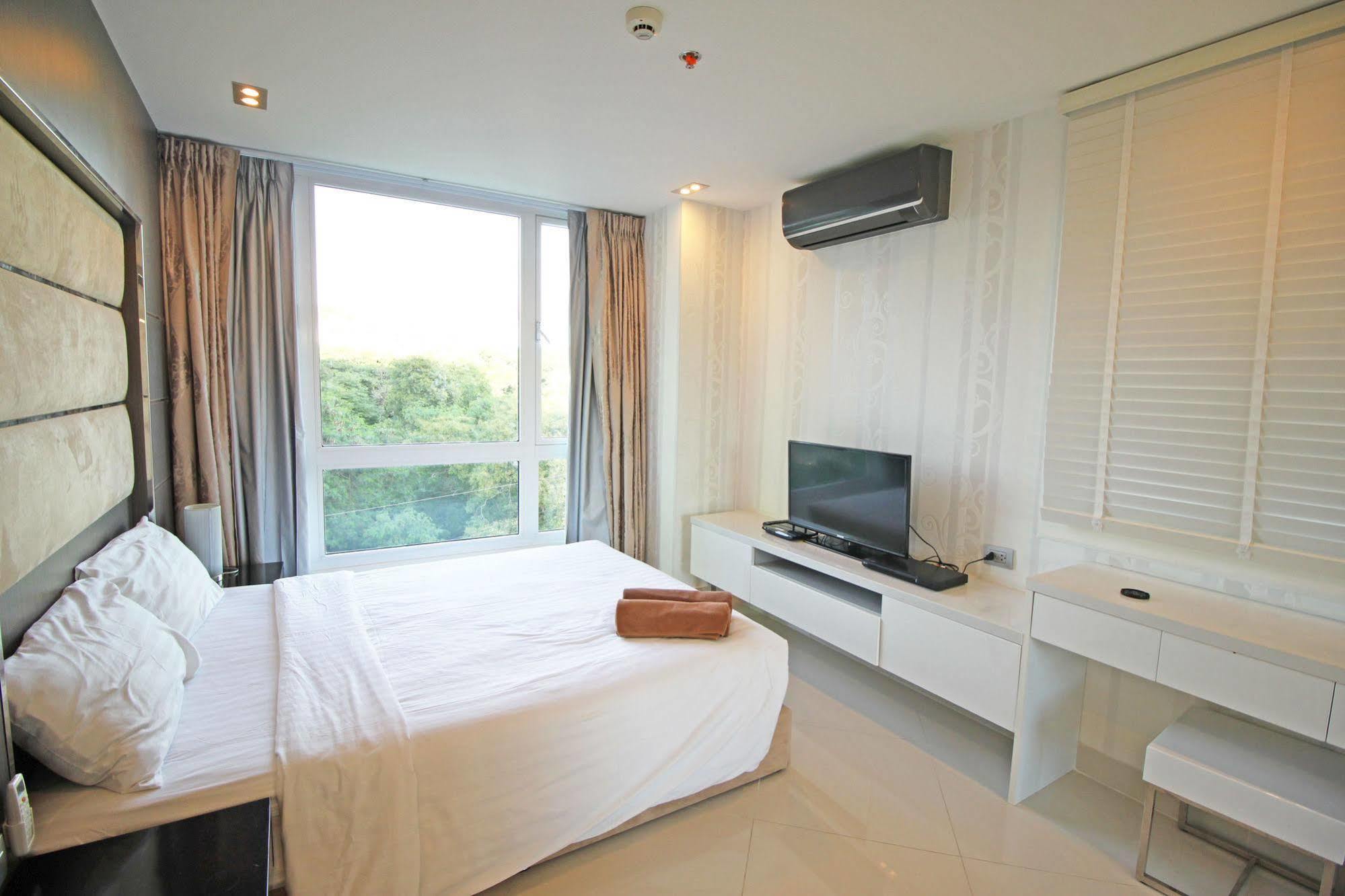 The View Cosy Beach By Pattaya Sunny Rentals Extérieur photo